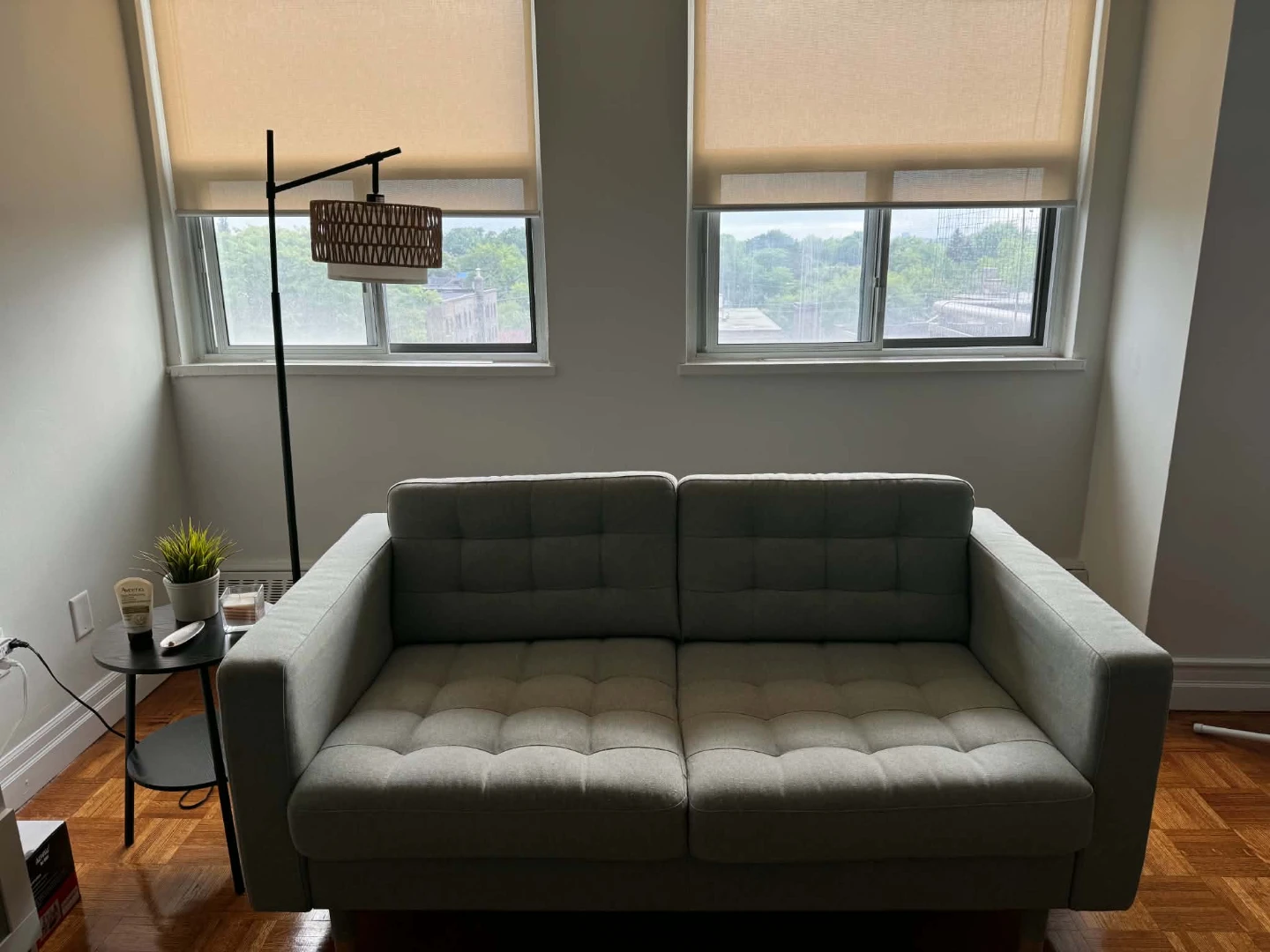 Grey Tufted Loveseat Sofa - photo 2