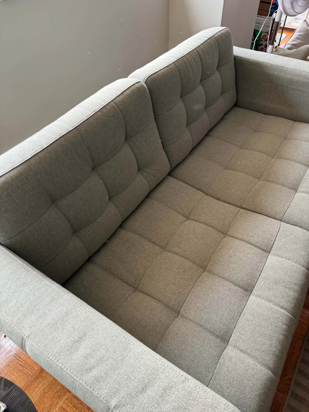 Grey Tufted Loveseat Sofa - photo 3