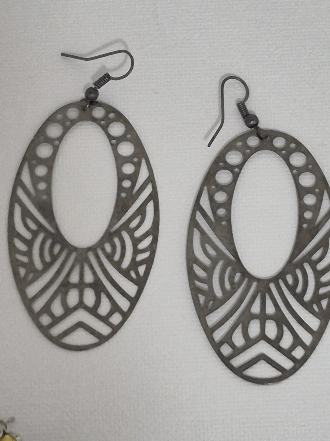 VINTAGE Oval Dangle Earrings - photo 3