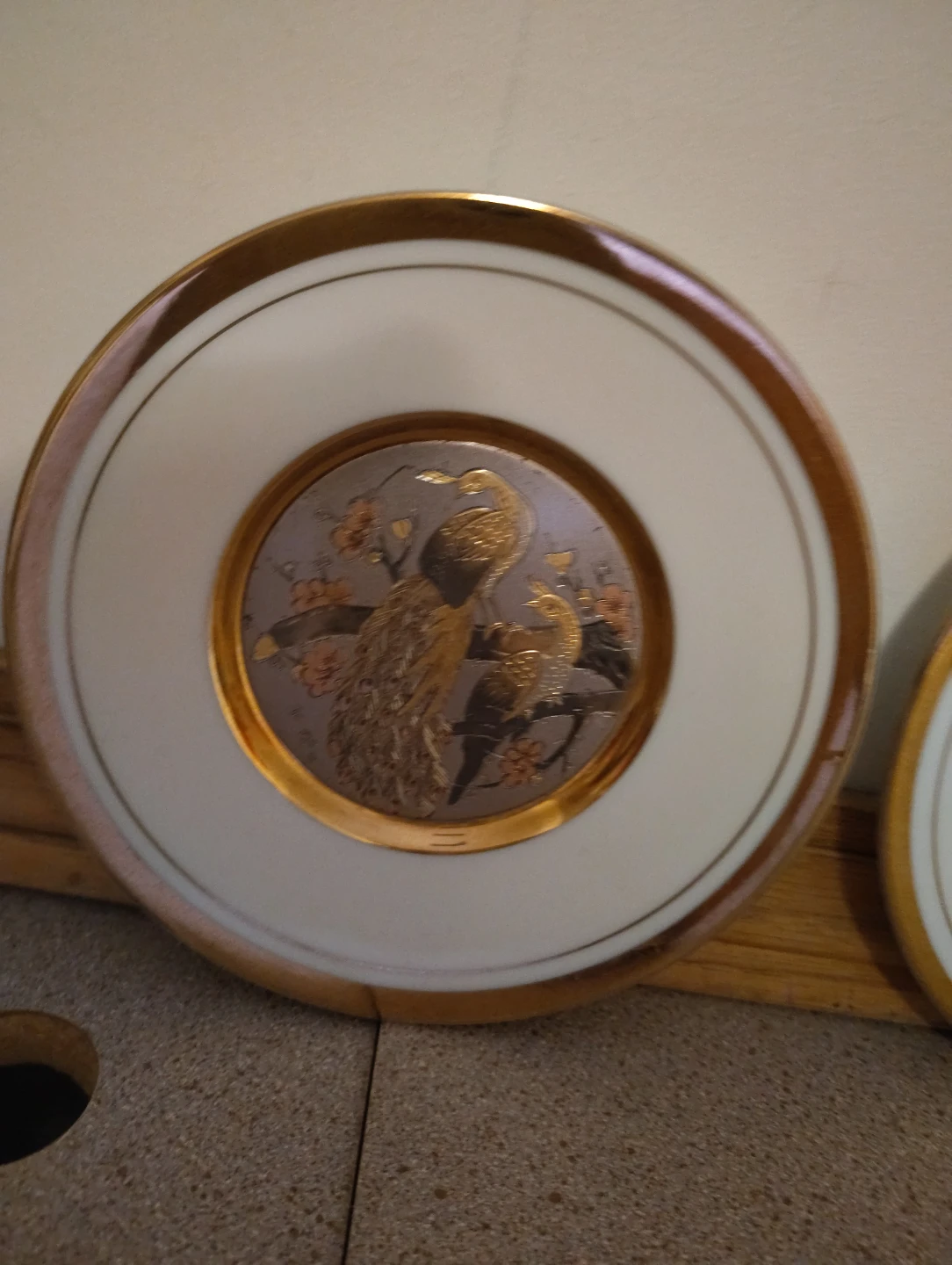Decorative Plates (Set of 2) - photo 2