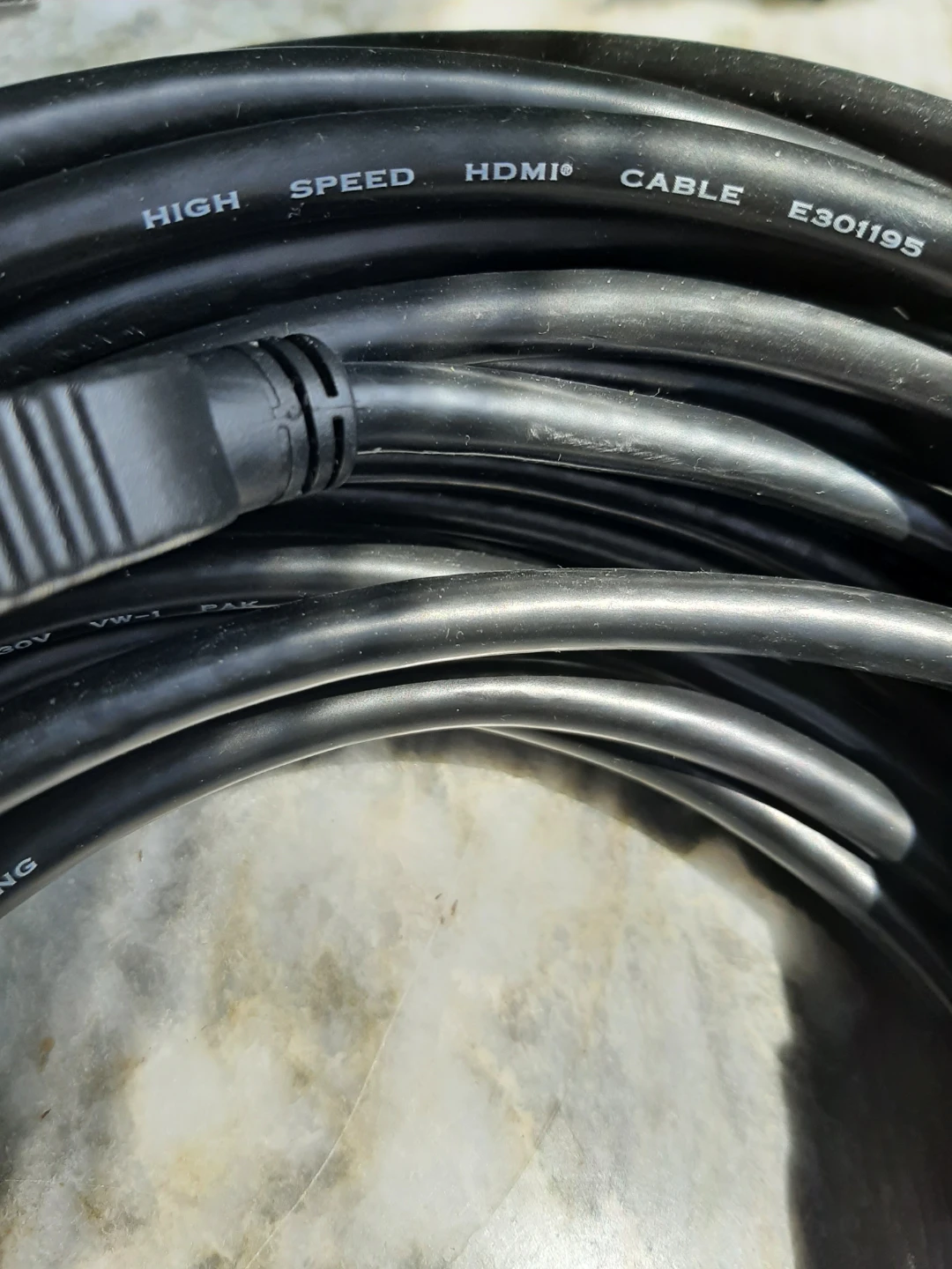 HDMI Cable + audio cable - photo 4