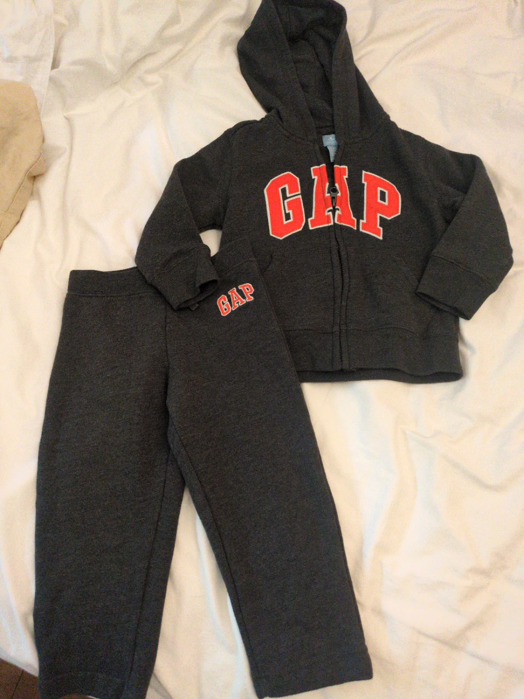 Size 3: GAP Hoodie and Sweatpants Set - Grey