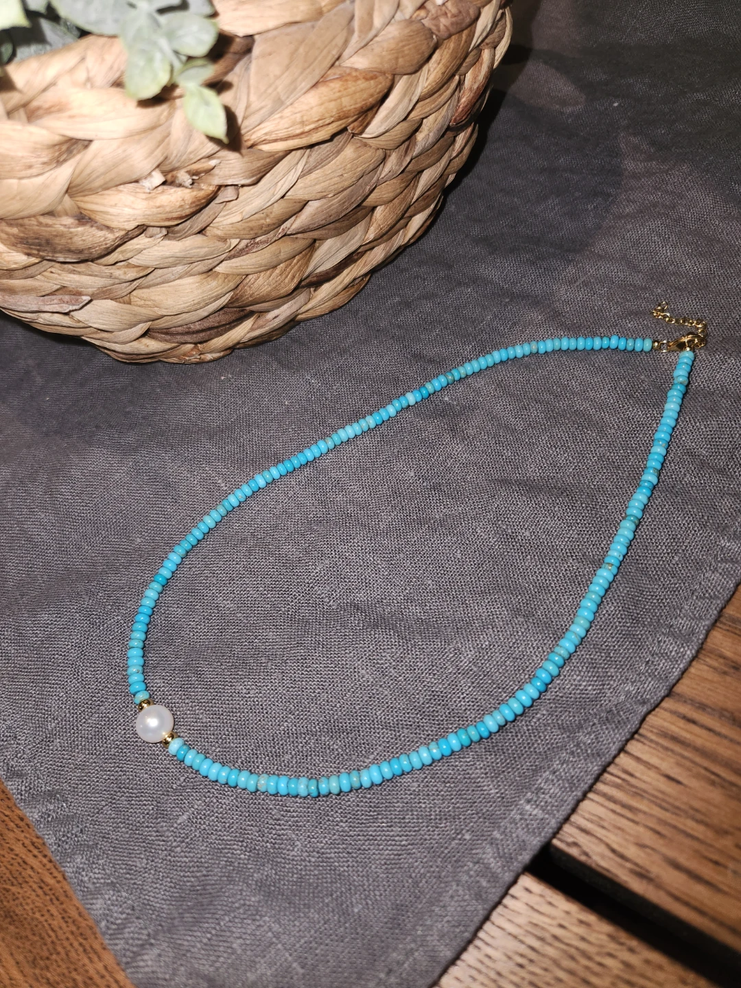 ⚽️ Turquoise Beaded Necklace with Pearl Accent