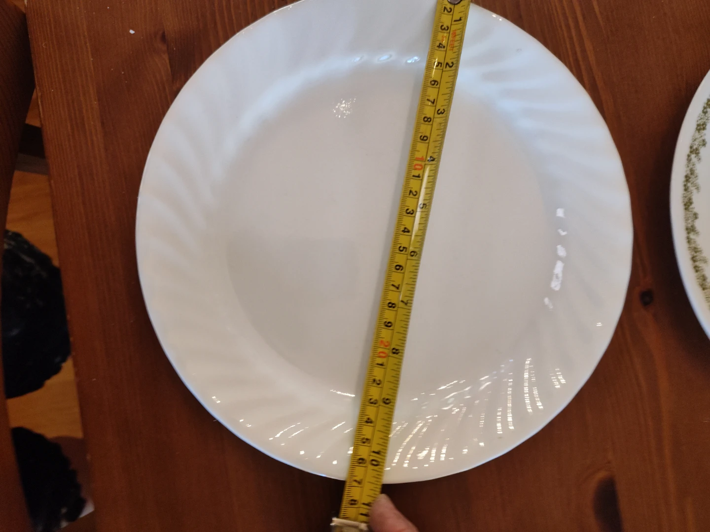 Corelle Plates - Set of 4 - photo 4