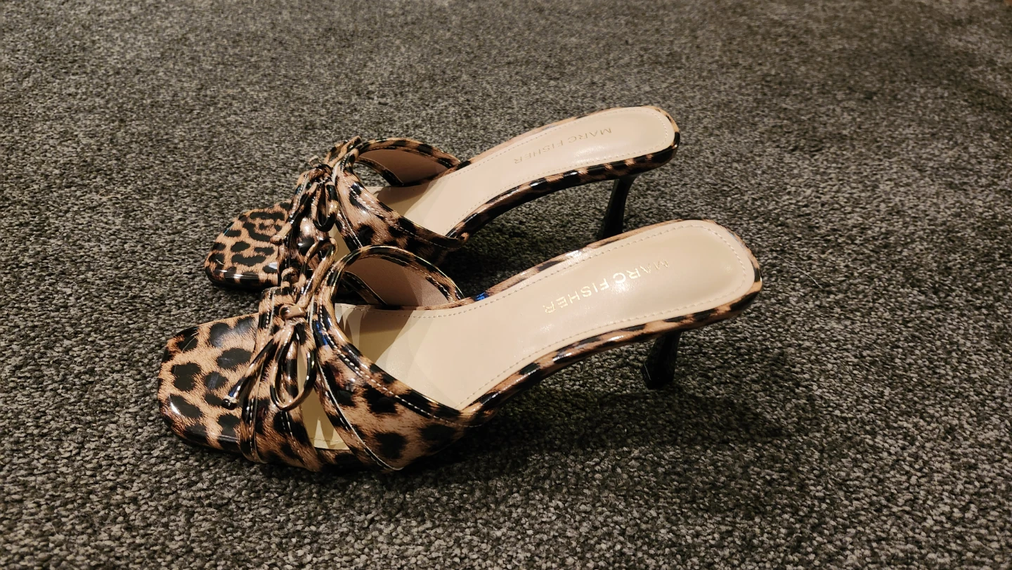 Marc Fisher Leopard Print Heeled Mules - Size 6.5M - photo 3