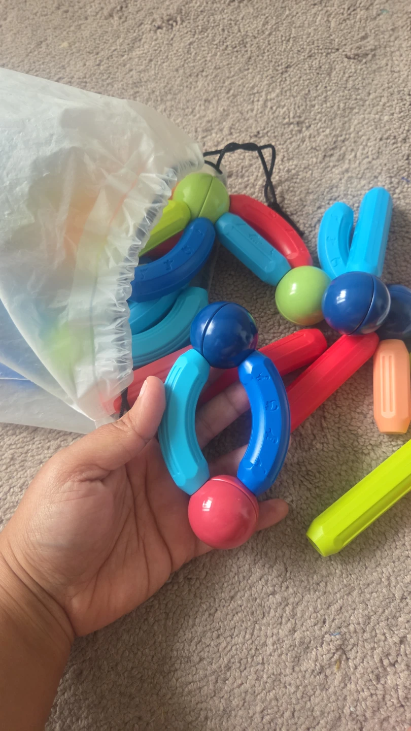 Magnetic Building Toy Set