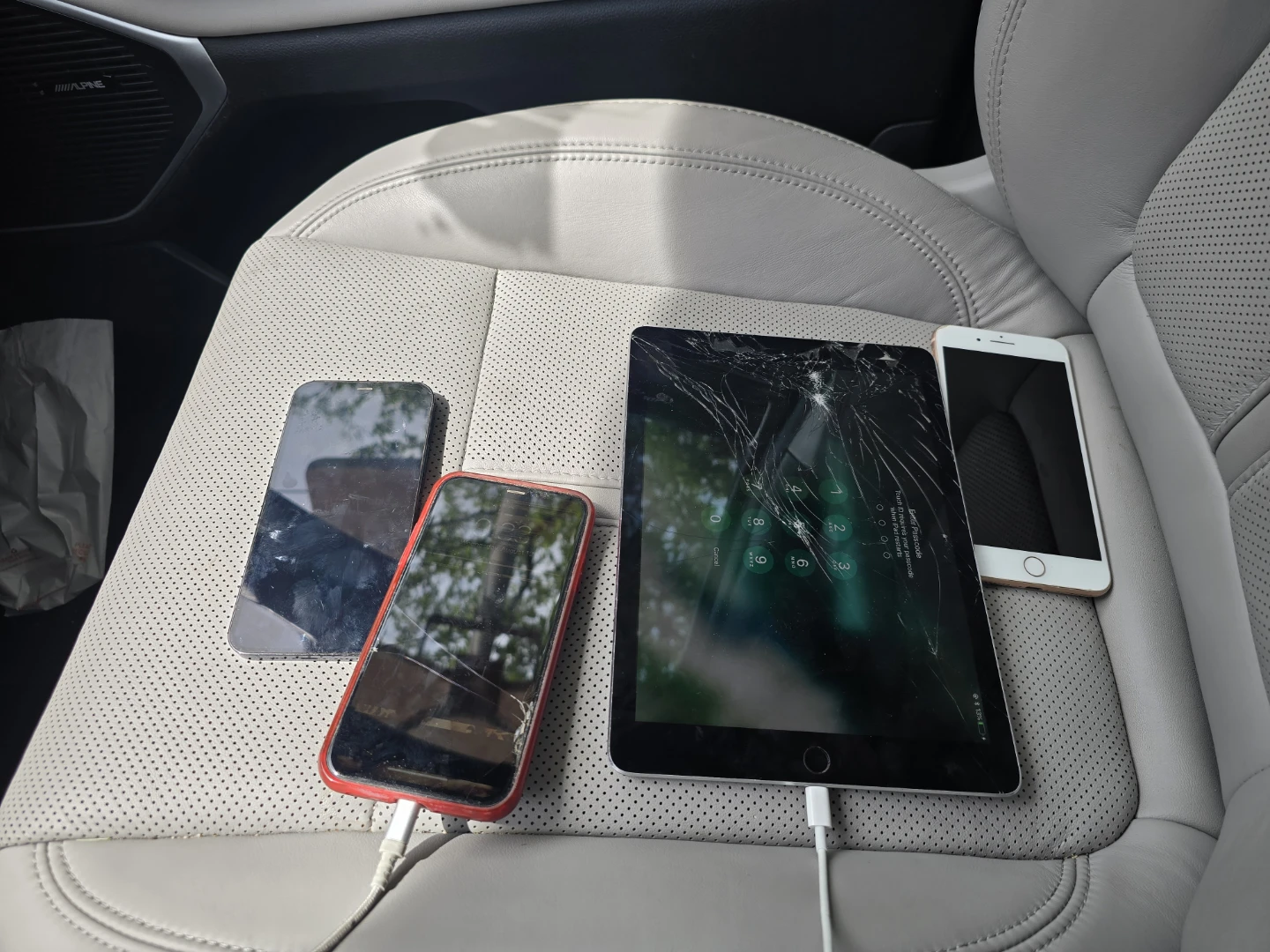 Lot of iPhones and 1 iPad (all works) - photo 4