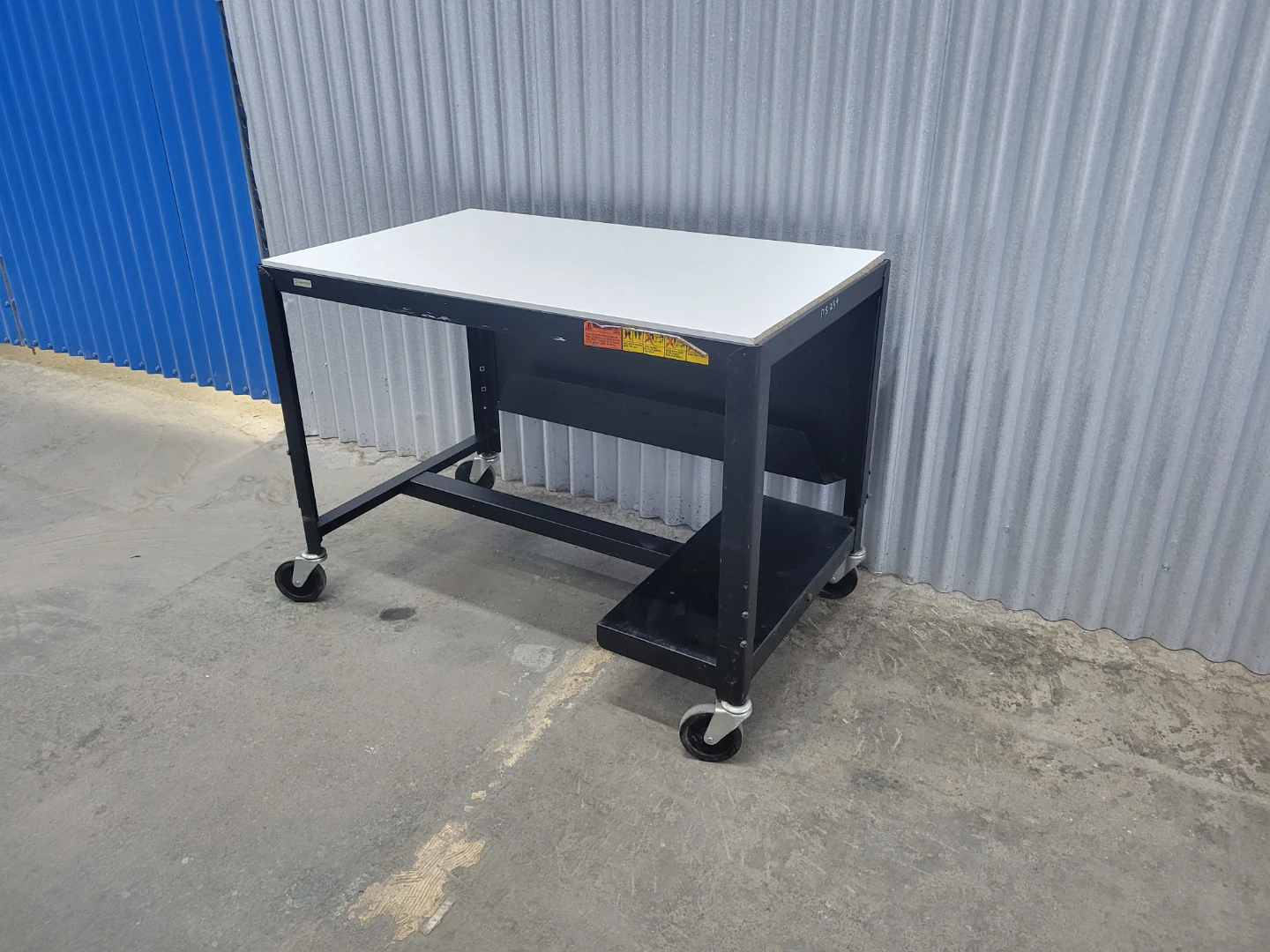 Workbench with Casters - photo 2