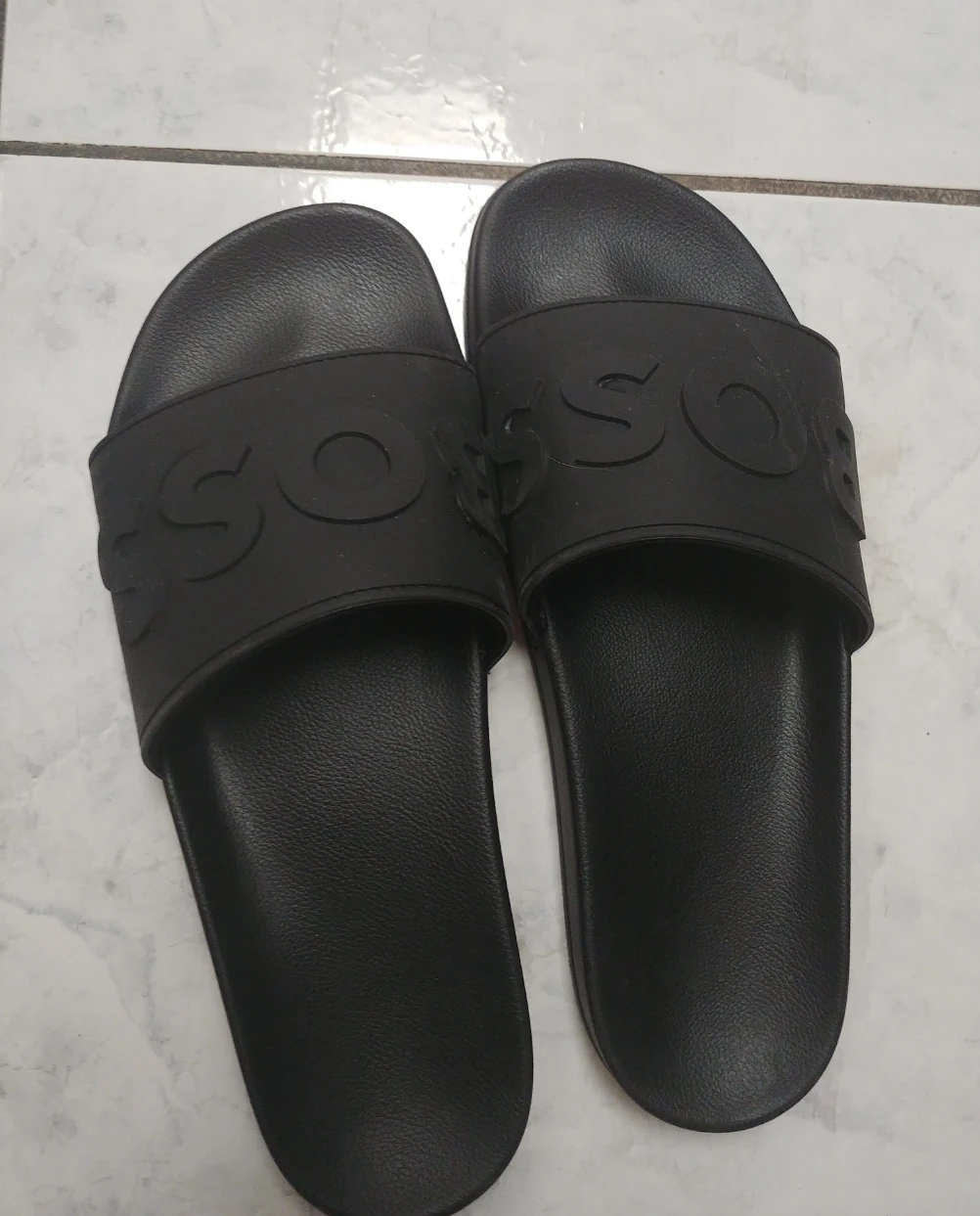 Hugo Boss Men's Slides (size 10.5/11) - photo 3
