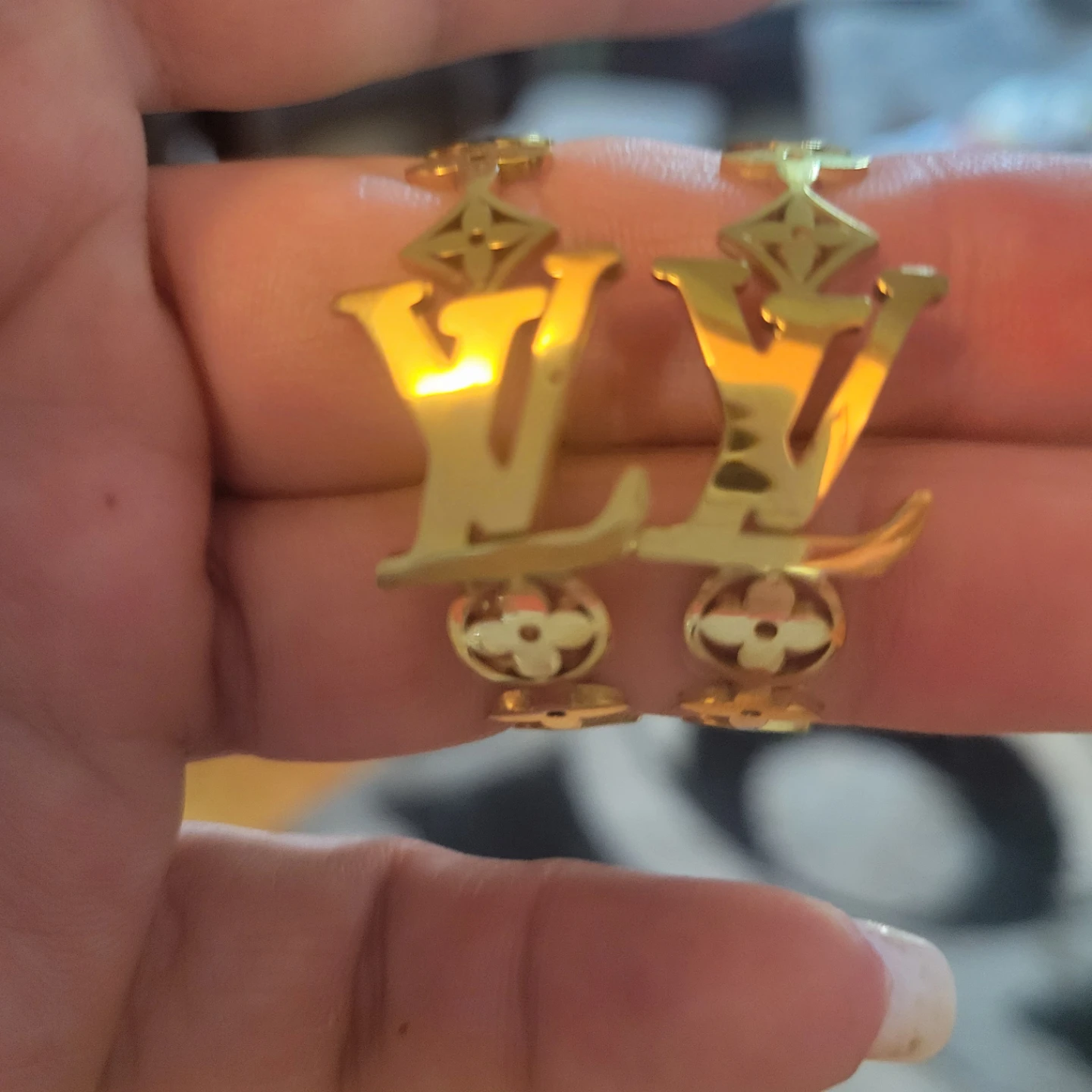 Gold Tone Hoop Earrings - photo 3