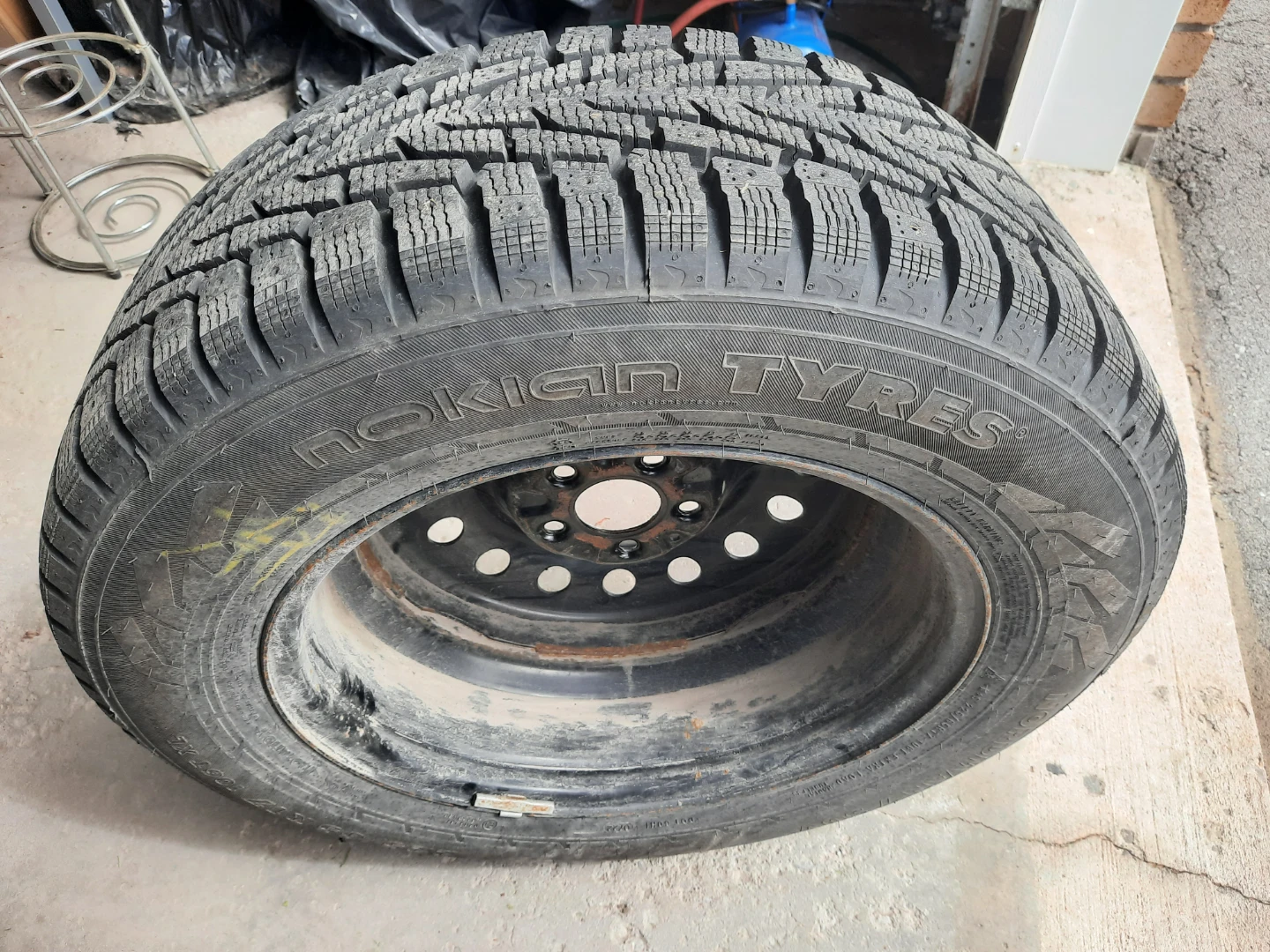 Nokian Tires 225/65 R17 SWEET DEAL!!! - photo 2
