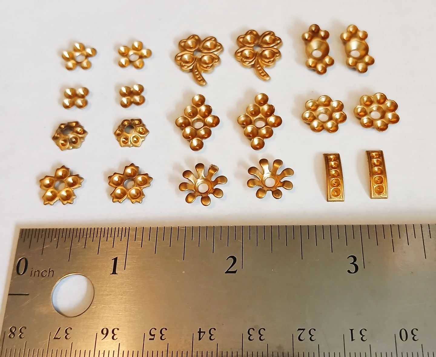 20 pc of brass Charms/Beads/Filligrees - photo 5