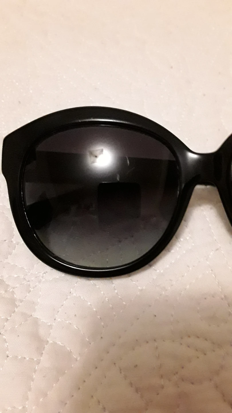 COACH BLACK SUNGLASSES WITH CASE - photo 2
