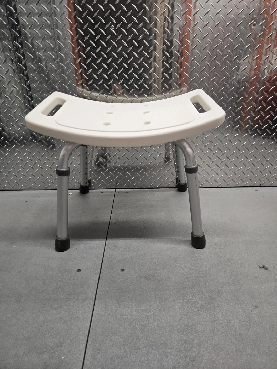 Adjustable Bathtub Shower Chair & Bath Safety Stool