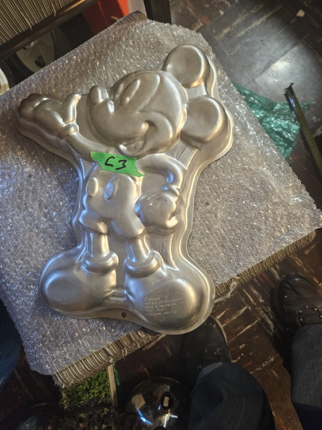 Disney Mickey Mouse Cake Pan - photo 4