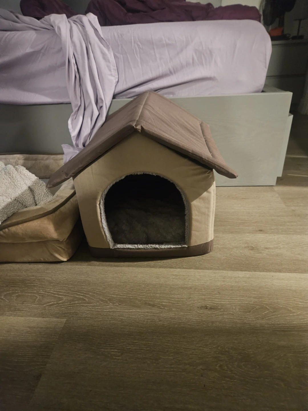 Soft Pet House Bed