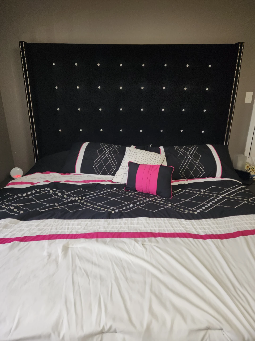 Black Upholstered King Bed Frame with Crystal Tufting