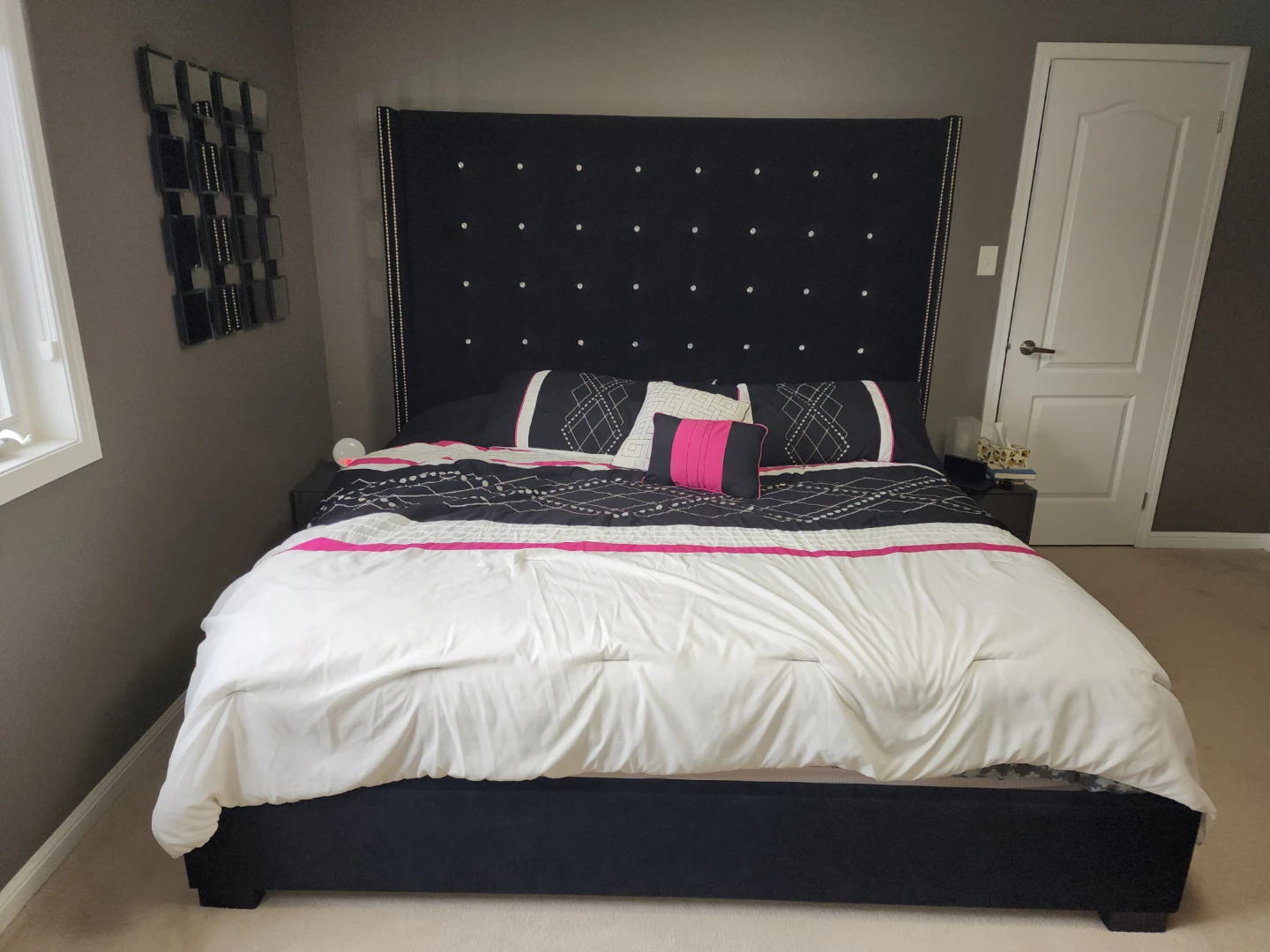 Black Upholstered King Bed Frame with Crystal Tufting - photo 3