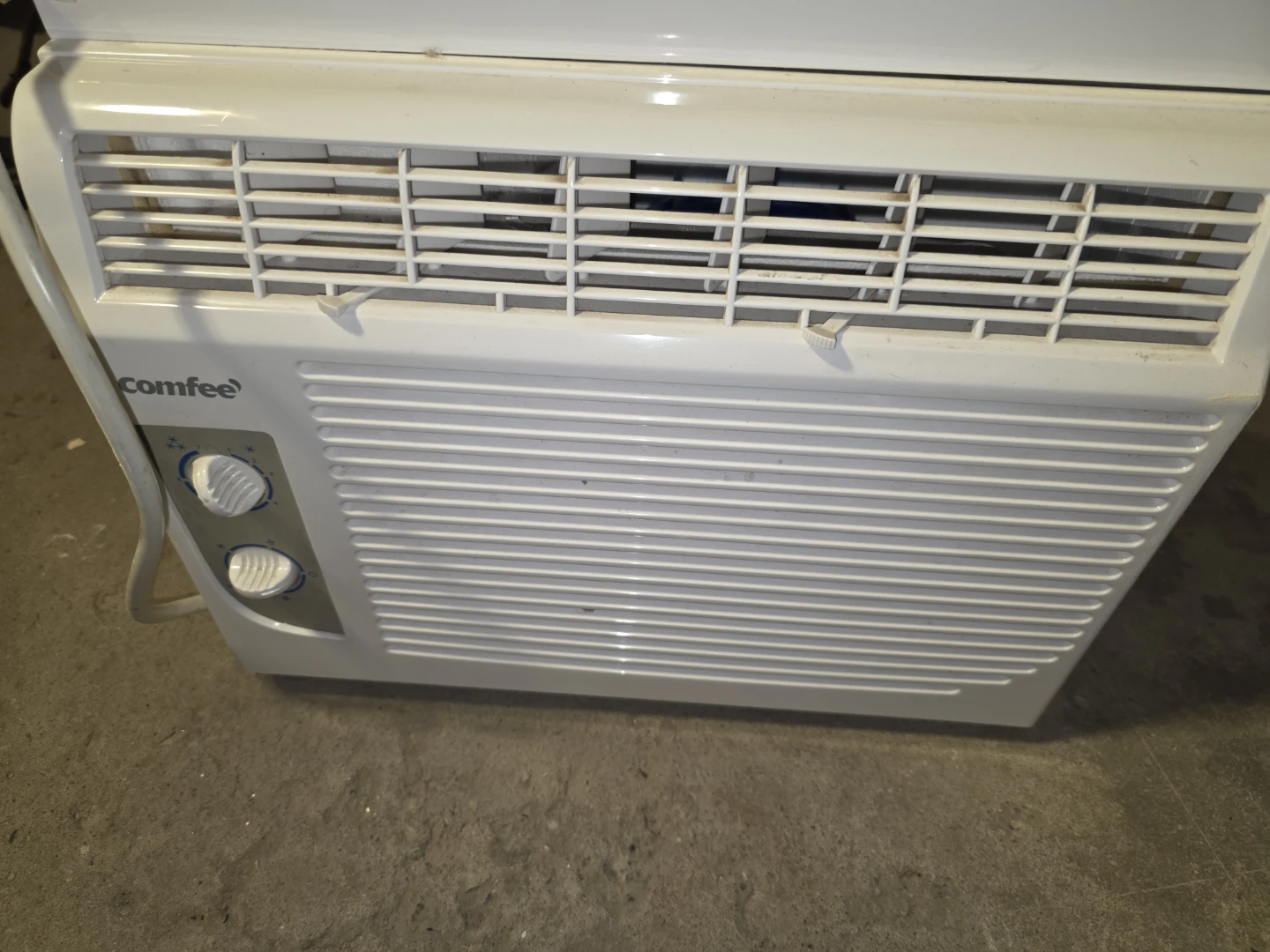 Comfee 5,000 BTU Window Air Conditioner - photo 2