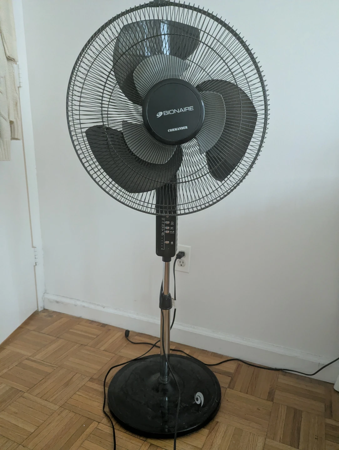 Bionaire Pedestal Fan - photo 2