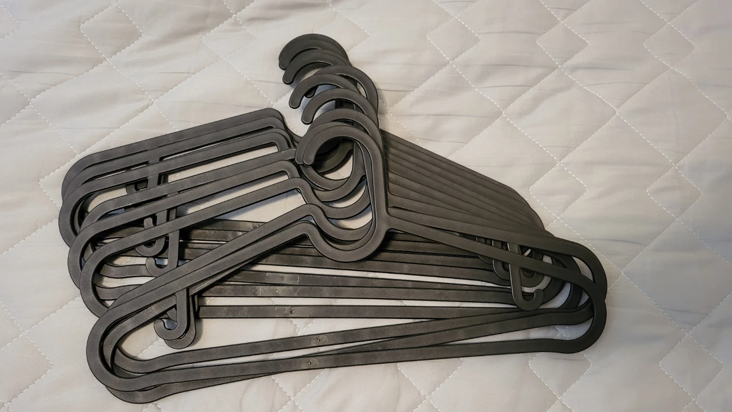 Plastic Hangers (Set of 10)