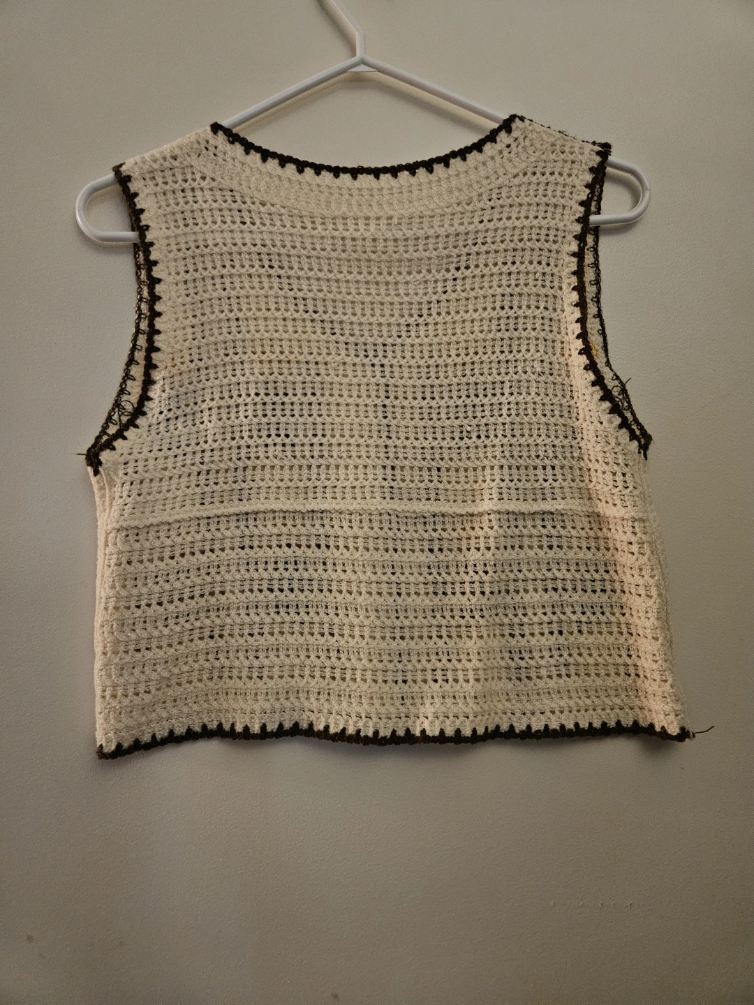 Knitted floral vest - photo 2