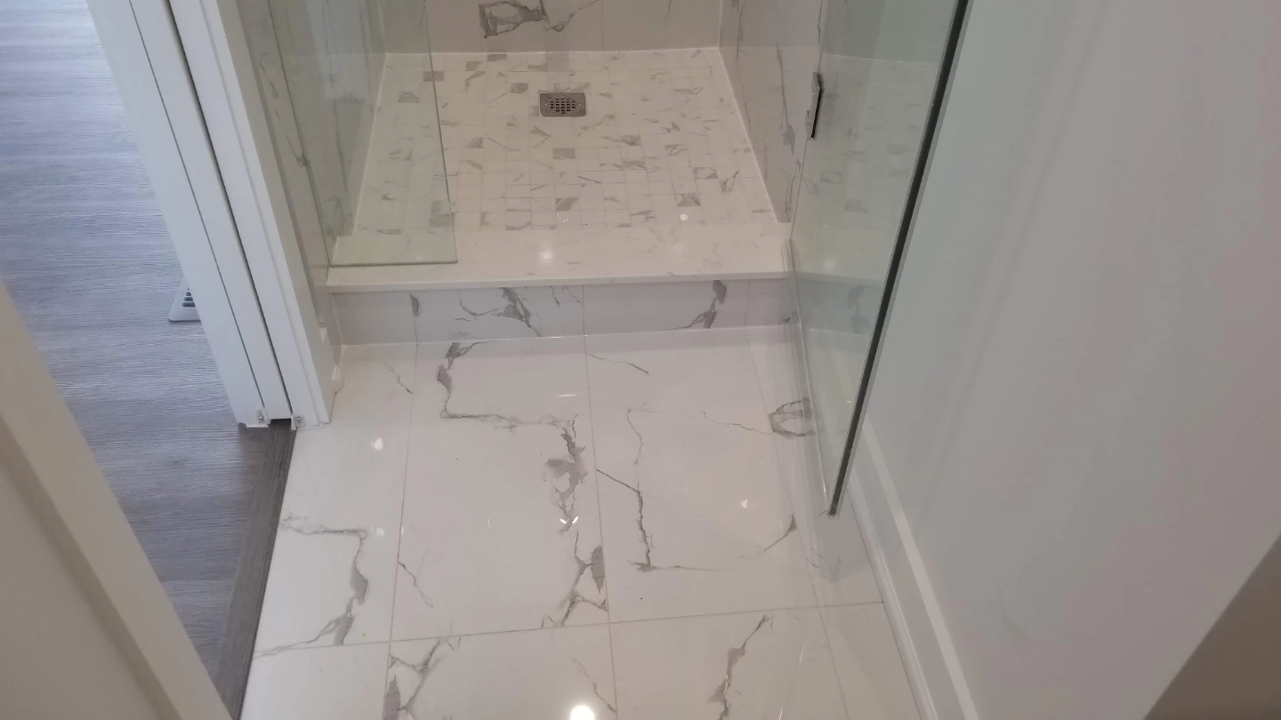 White kitchen cabinet with sink and mini-fridge - photo 5