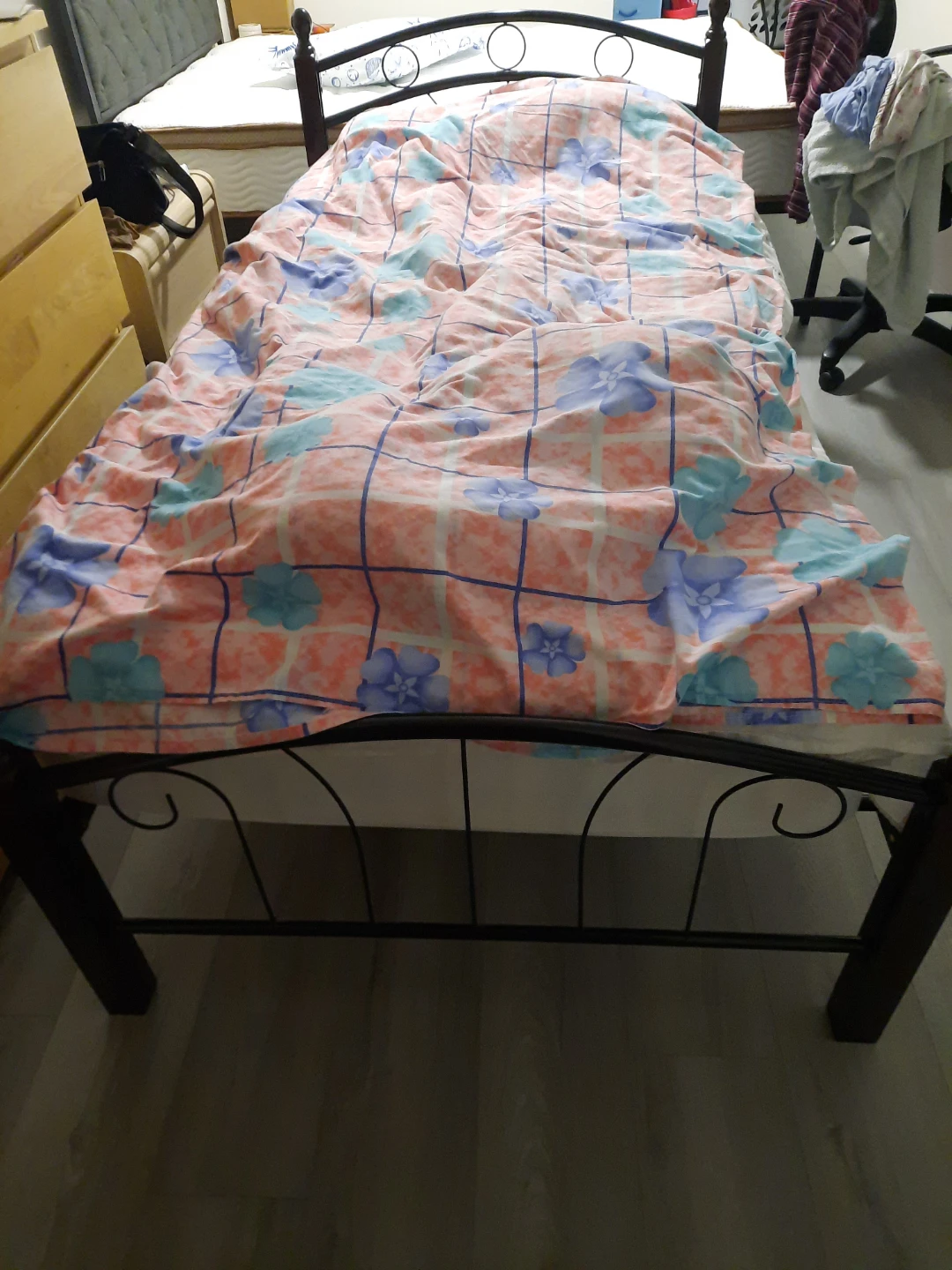 Single Bed Frame with mattress - photo 4