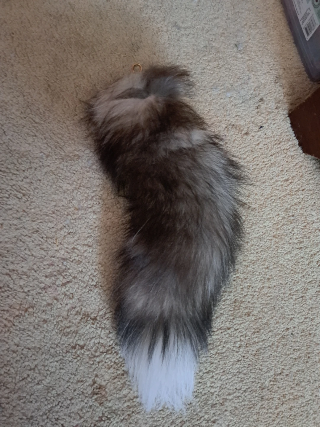 Faux Fur Keychain Tail Set - photo 4