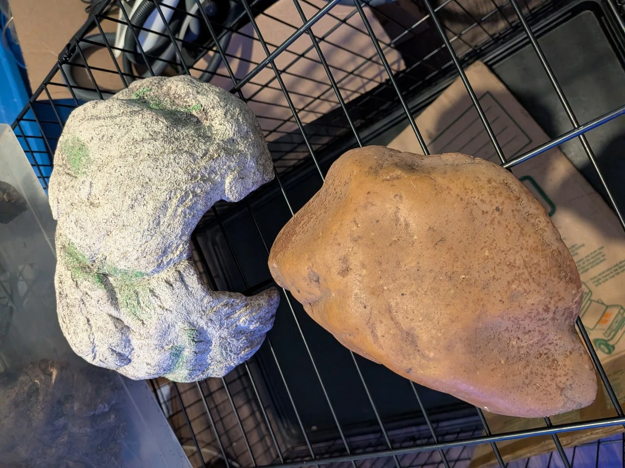 Reptile Terrarium Decor & Heat Mat Bundle - photo 3