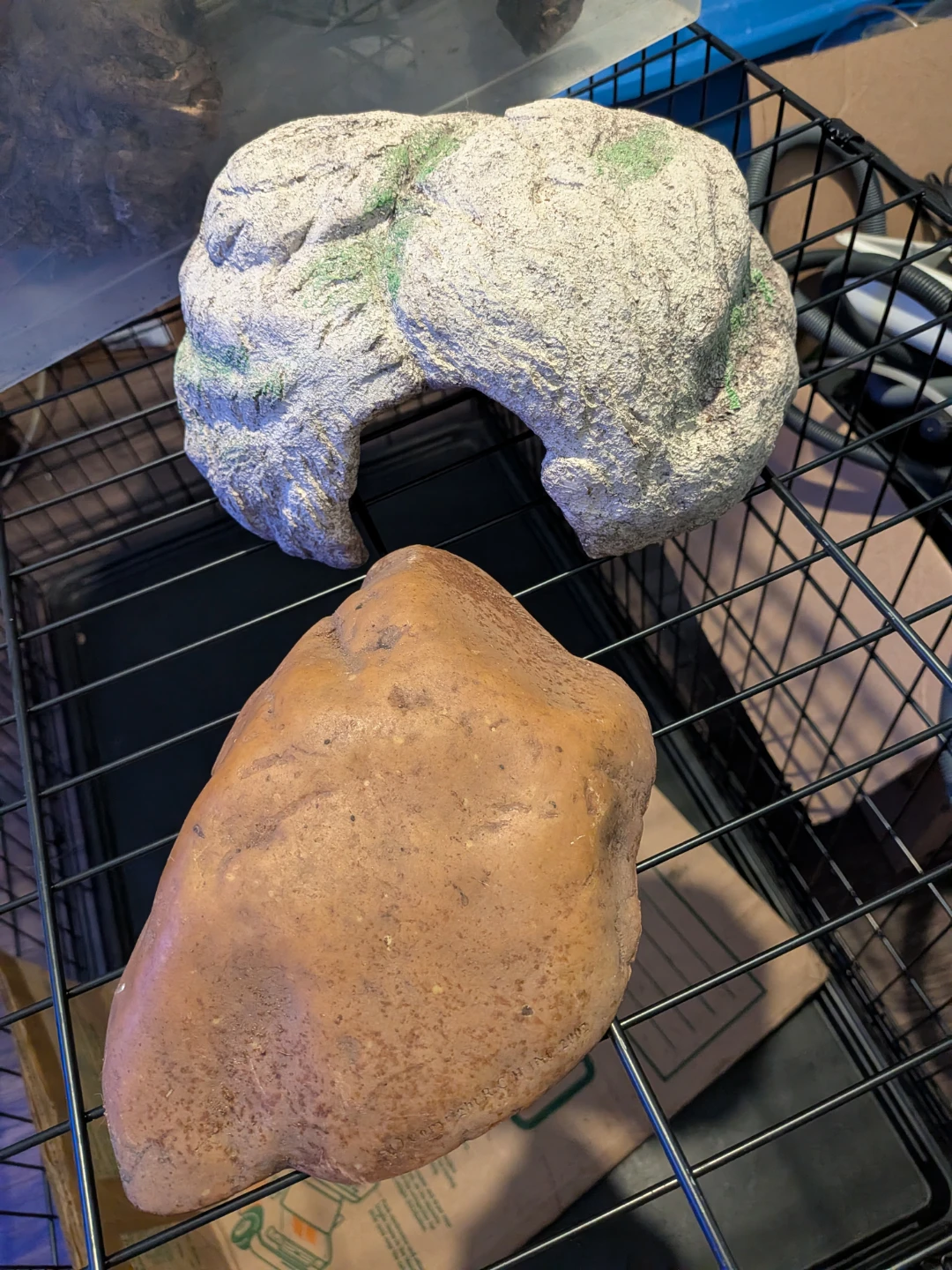 Reptile Terrarium Decor & Heat Mat Bundle - photo 4