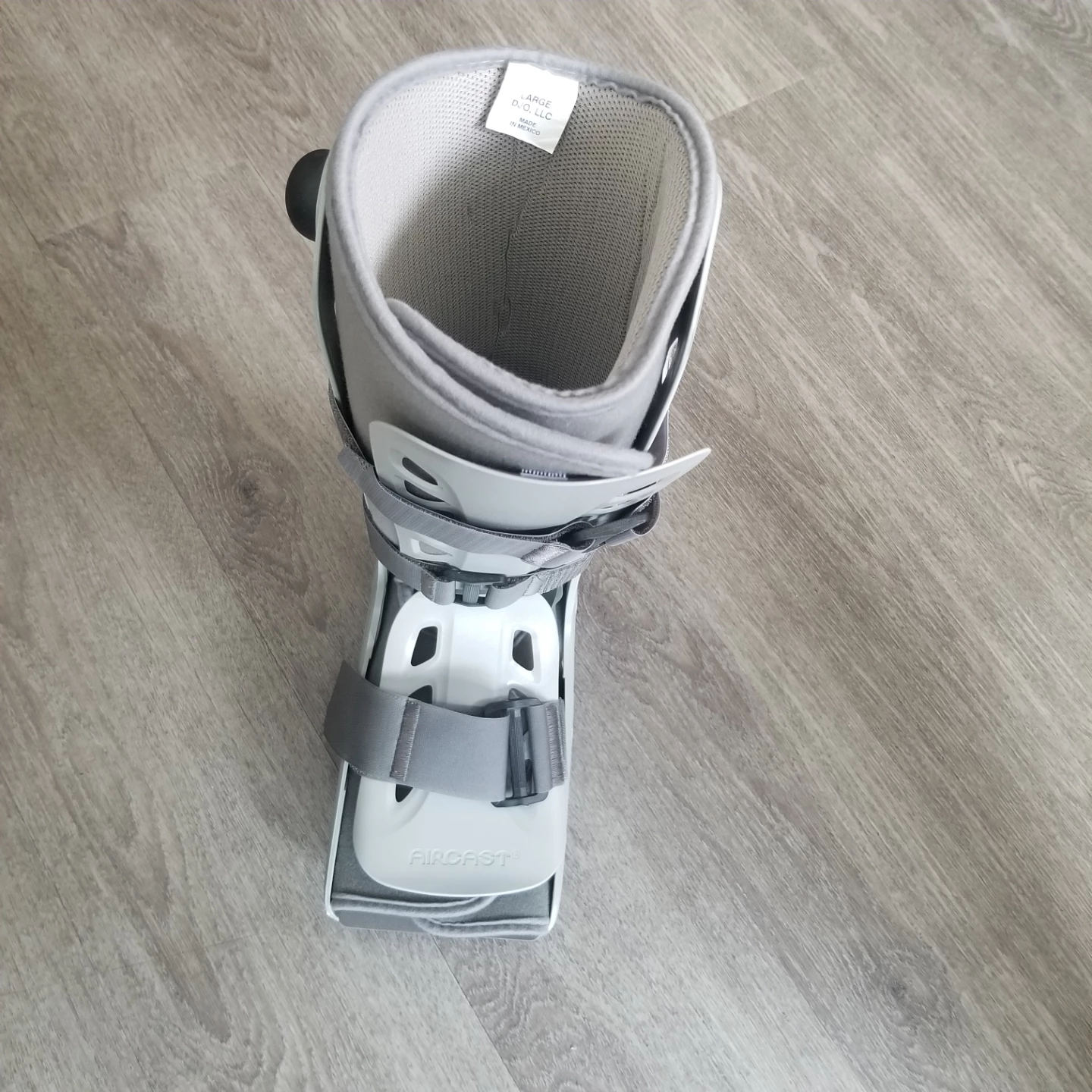 Aircast Walking Boot - Large