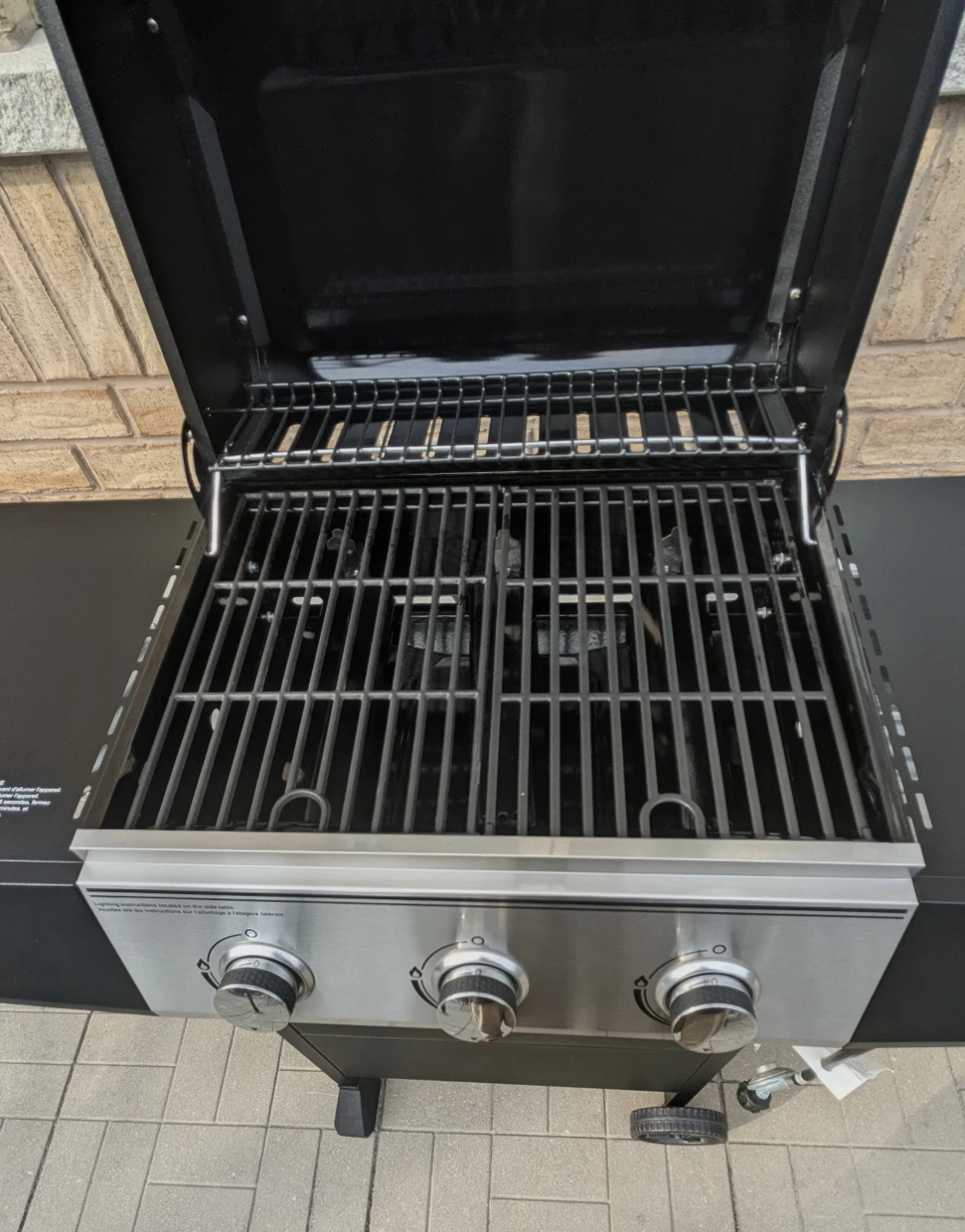 Black 3-Burner Gas Grill - photo 3