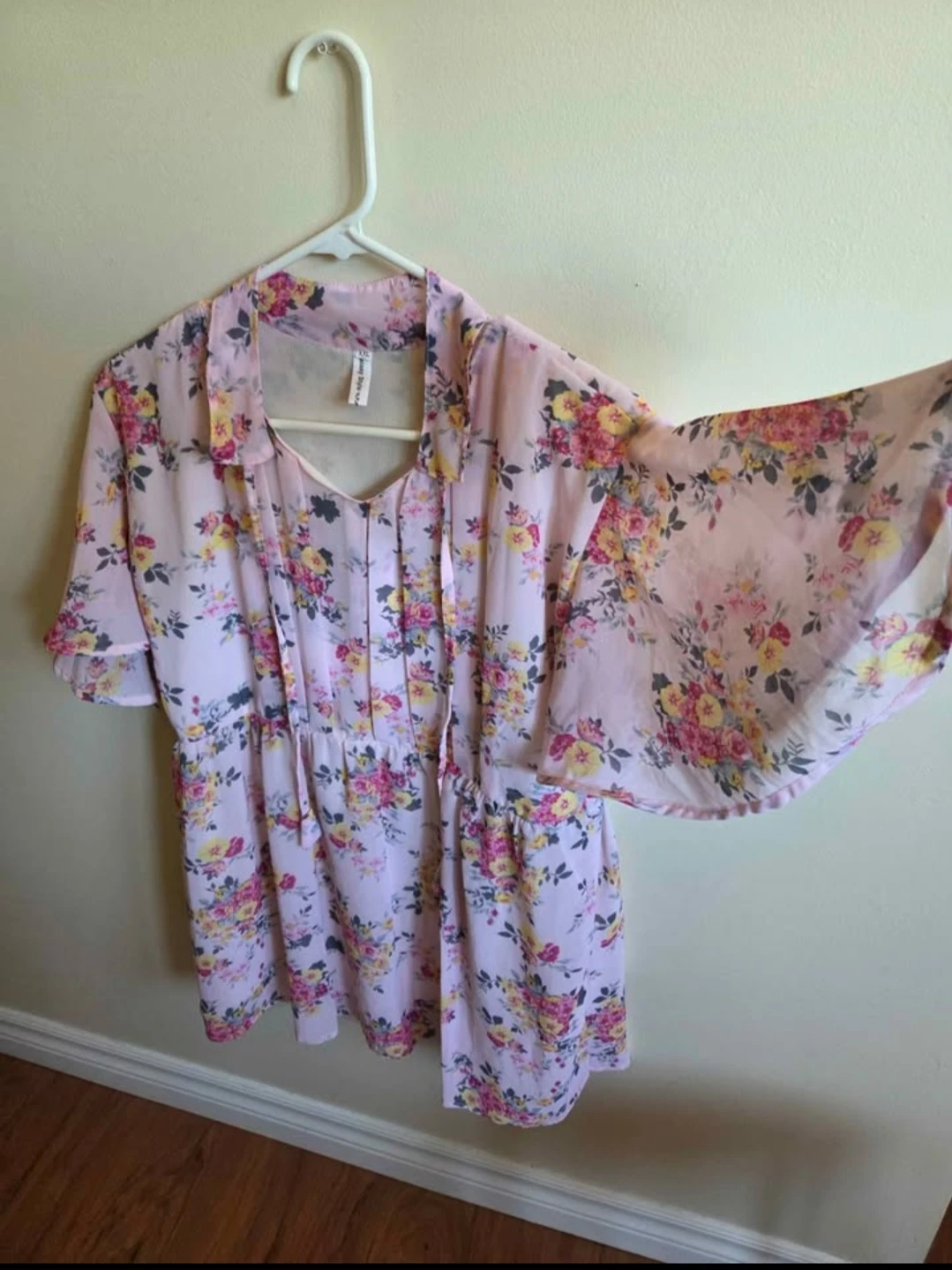 Pink Floral Chiffon top - photo 4