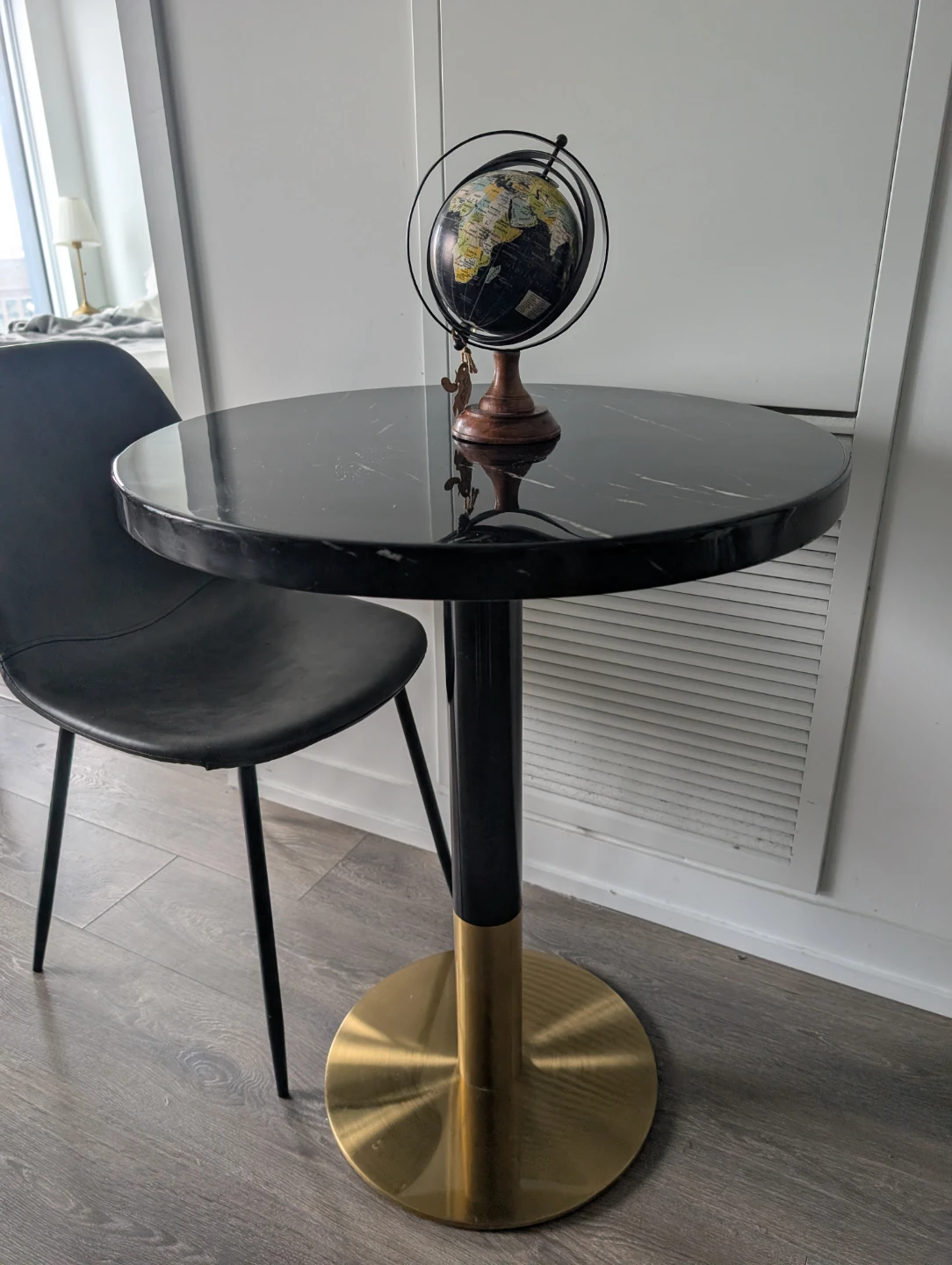 Round marble table - photo 2