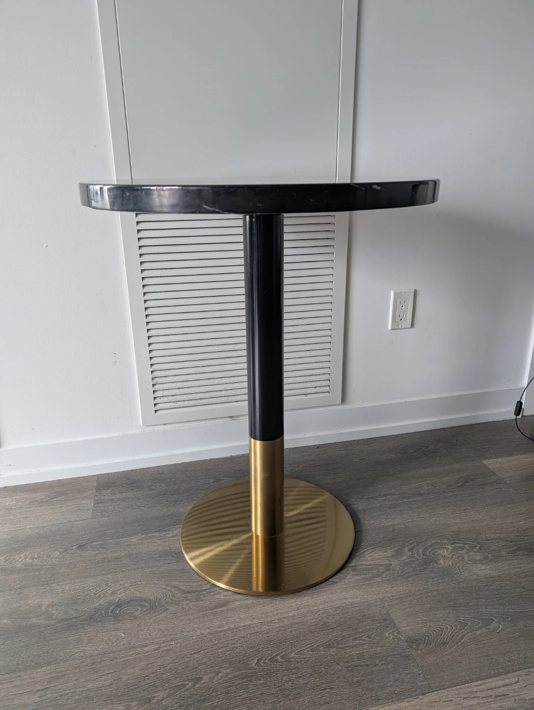 Round marble table - photo 4