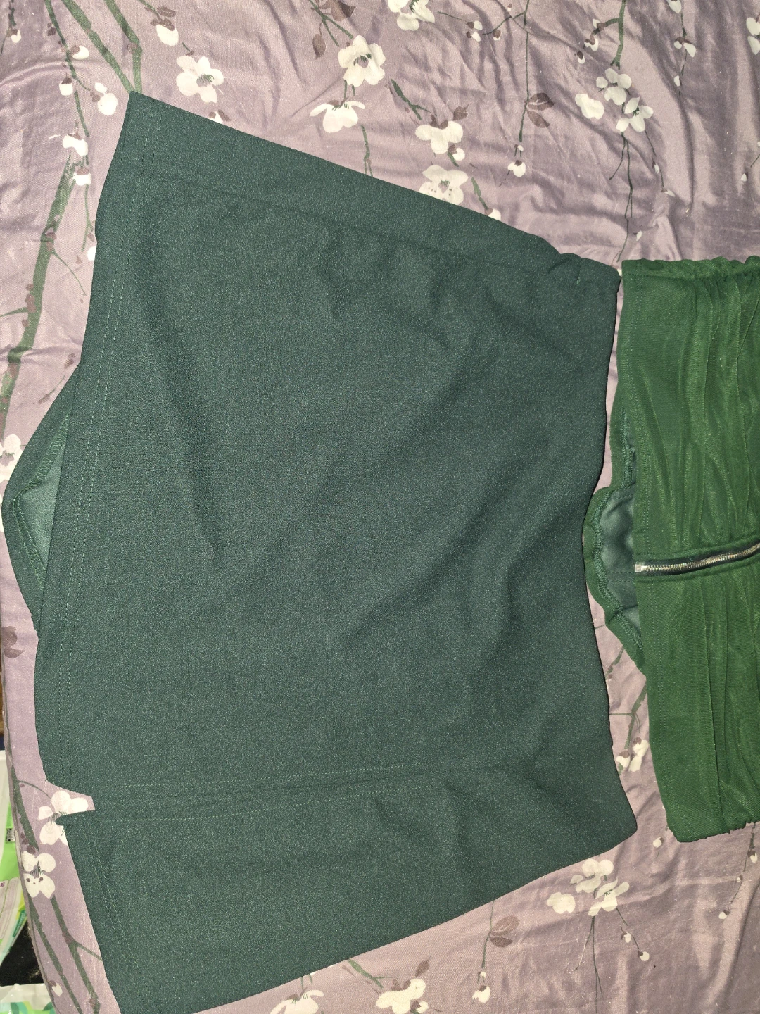 Green Off-the-Shoulder Ruched Top and Mini Skort Set - photo 2