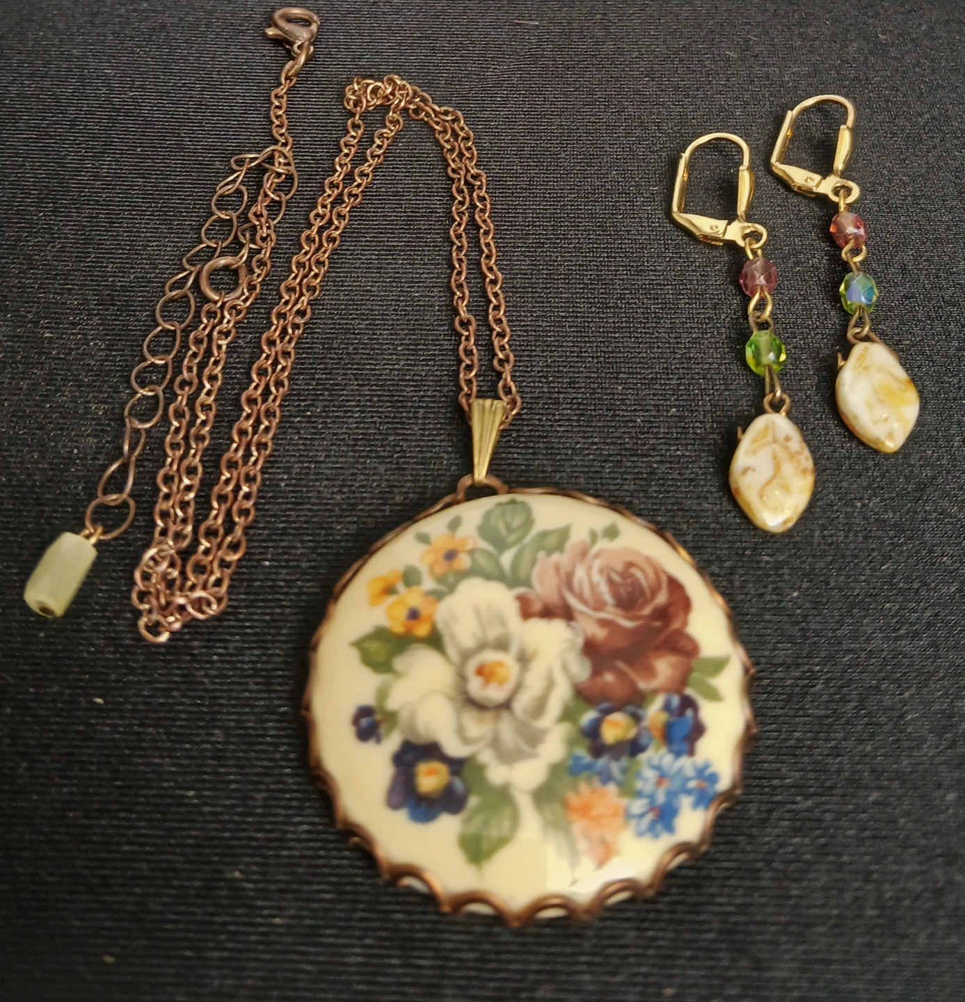 Floral Pendant Necklace and Earring Set - photo 4