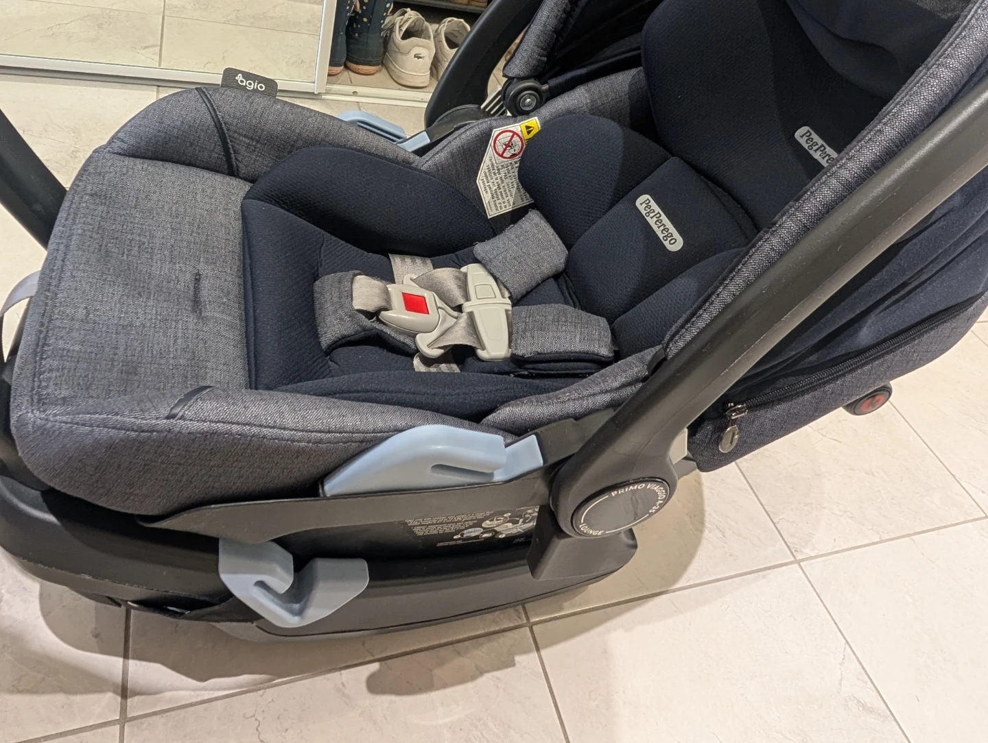 Peg Perego Primo Viaggio Lounge Infant Car Seat - photo 5