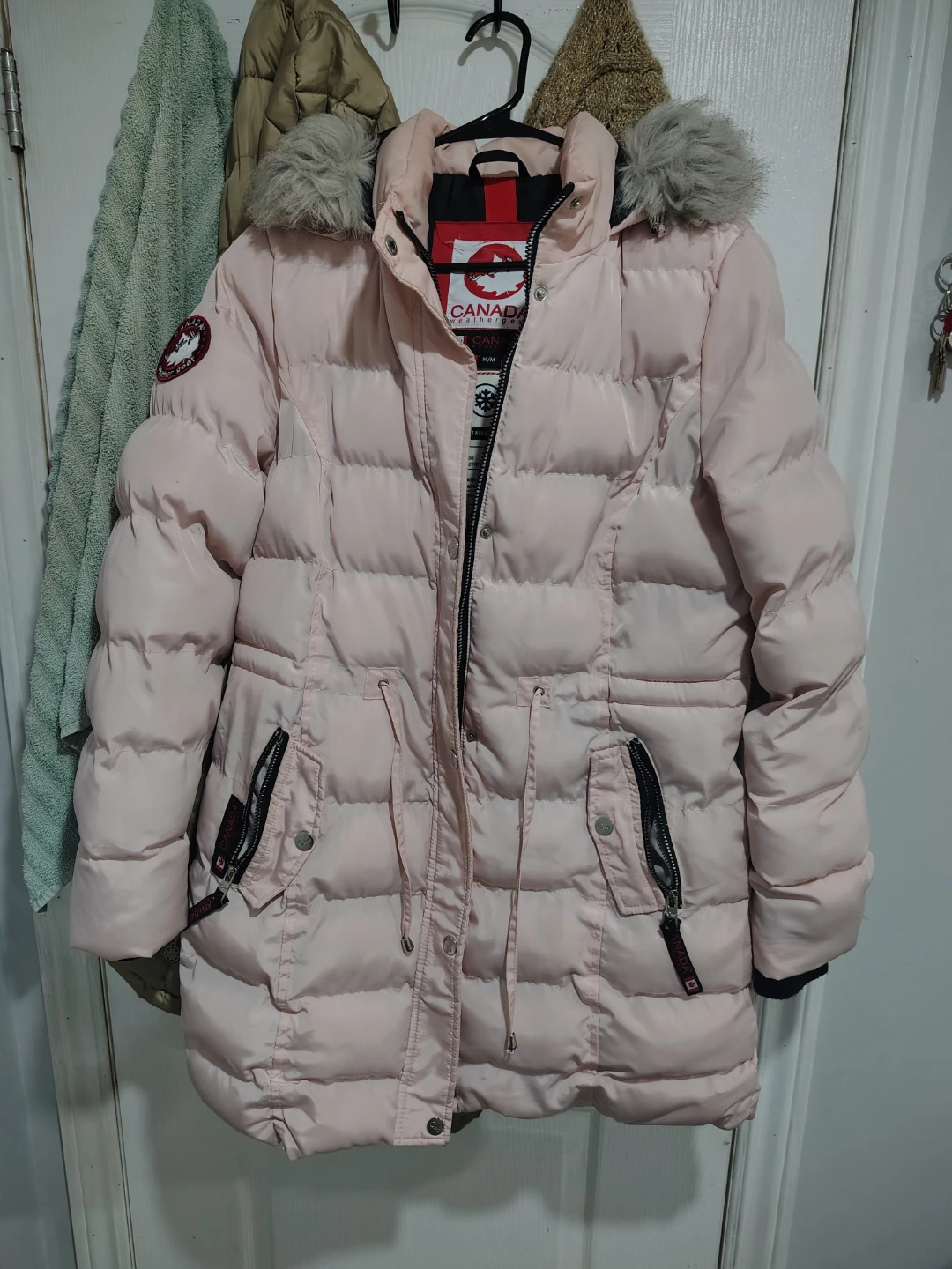 Canada Weathergear Pink Puffer Jacket - photo 2
