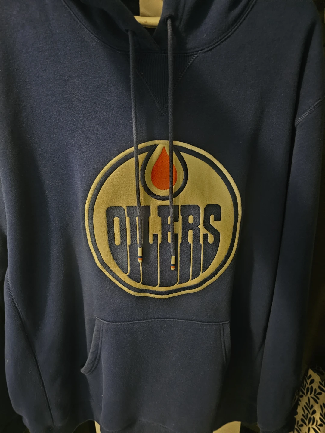 Head phones oiler sweater - photo 3