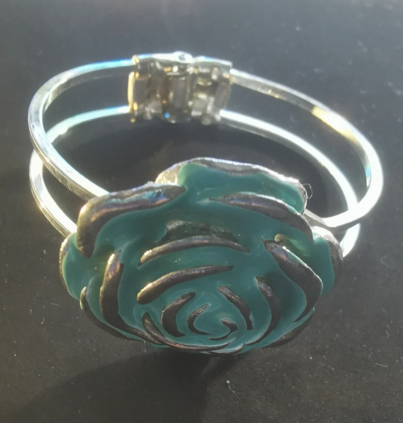 Silver-toned cuff bracelet with rose accent - photo 5