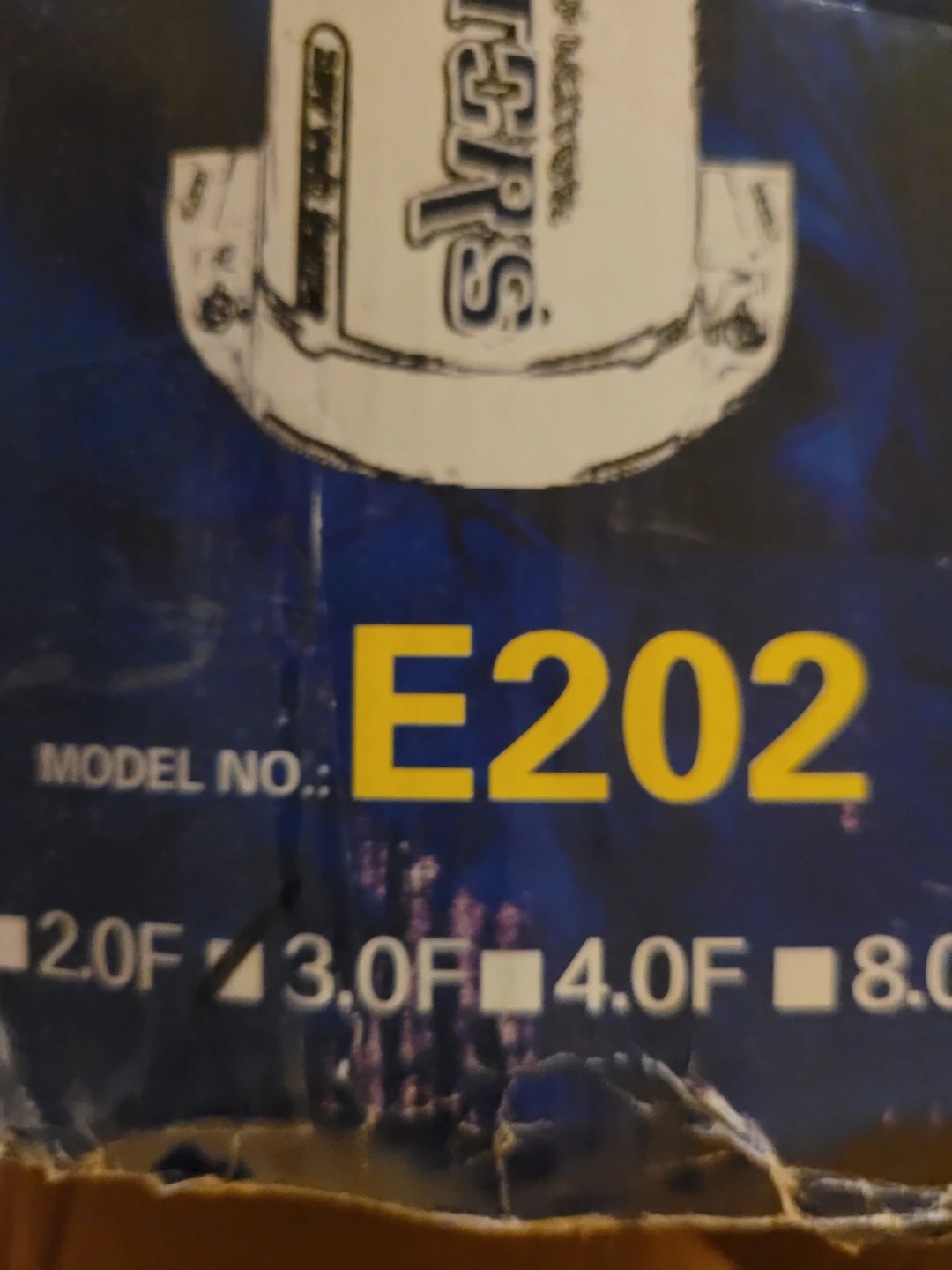 Q-Perters E202 Car Audio Capacitor - photo 2