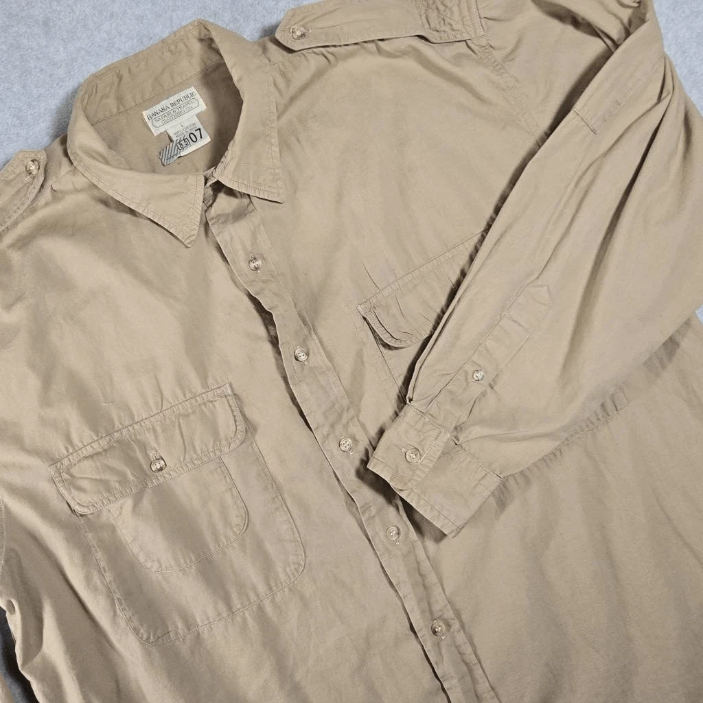 Banana Republic men Long Sleeve Button Up Shirt Tan safari shirt - photo 2
