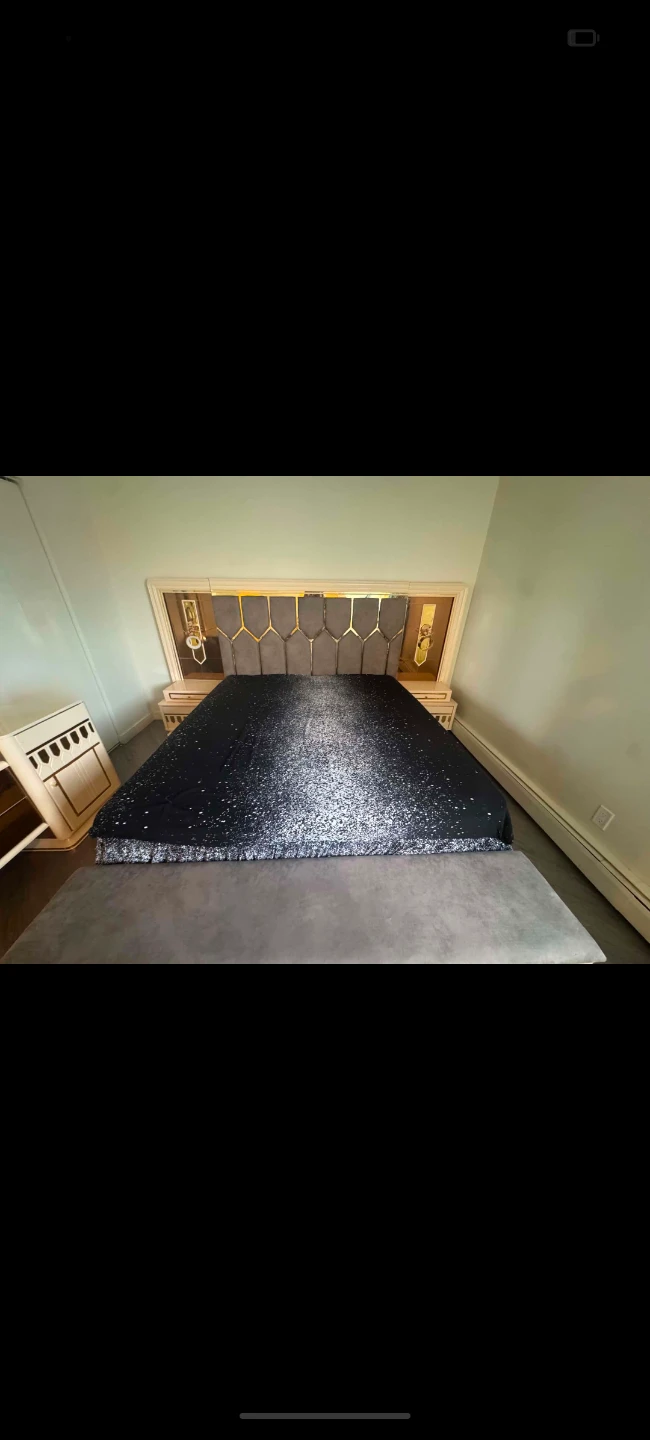 Luxury Bedroom Set - Bed, Dresser, Nightstands - photo 4