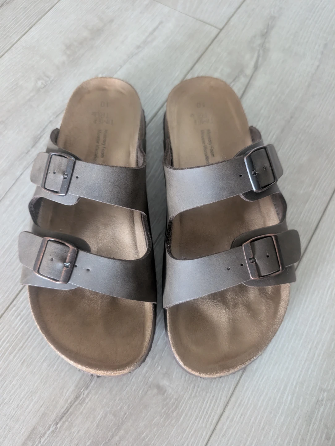 Time and Tru Memory Foam Sandals Size 10 ⚽ - photo 2