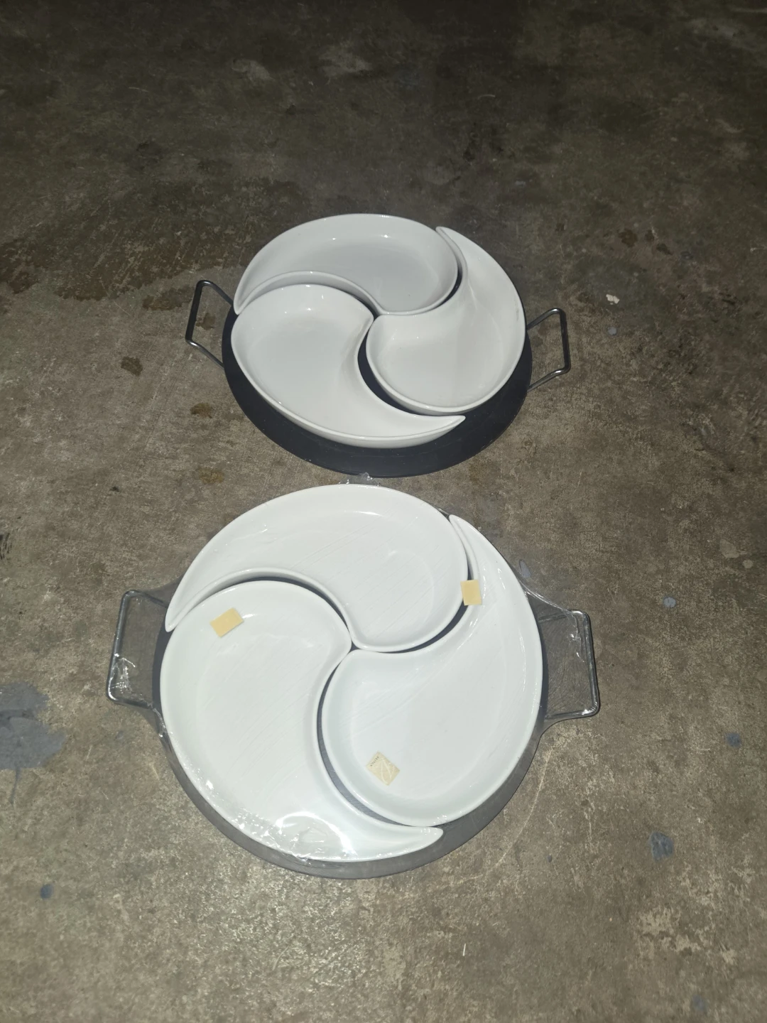 White 3-Section Serving Dish Set - photo 3