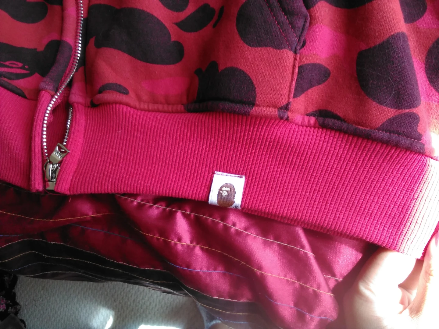 Red bape hoodie 3XL fits like an XL or XXL - photo 4