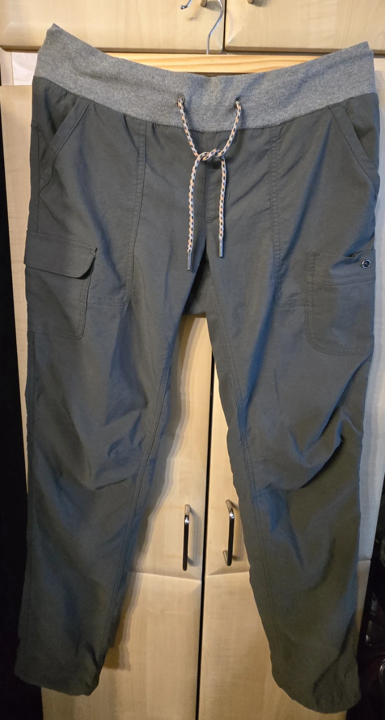 Columbia Women's Regular Fit Cargo Pants - Size M
