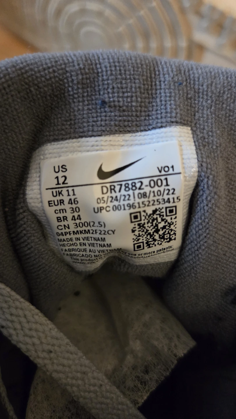 Nike High Top Shoes - photo 2